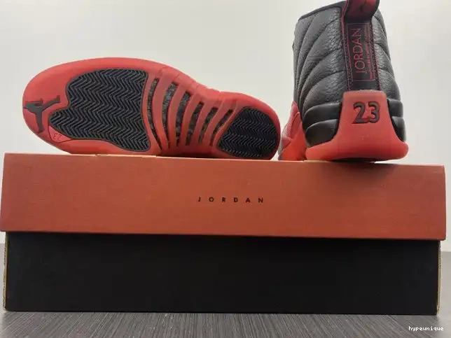 HYPE Flu Jordan Game 002 (2016) 12 Retro 130690 0617